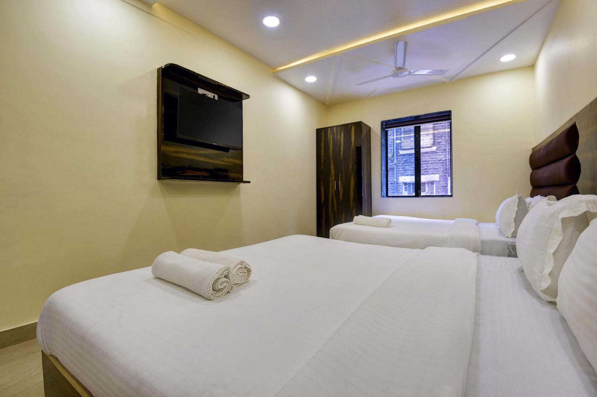 Hotel Deluxe Mumbai Exterior foto